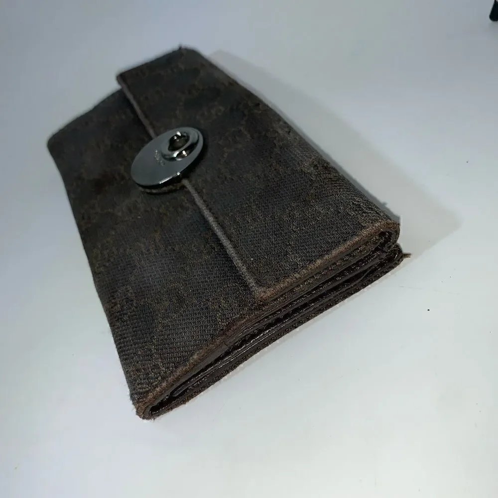 Authentic GUCCI GG Logo Long Wallet. brown